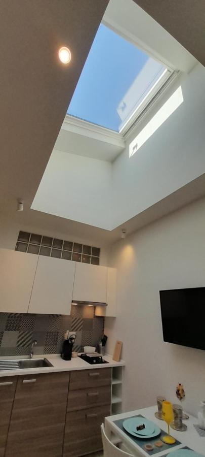 Barbara Classy Apartment 101 Syracuse ภายนอก รูปภาพ