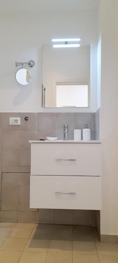 Barbara Classy Apartment 101 Syracuse ภายนอก รูปภาพ