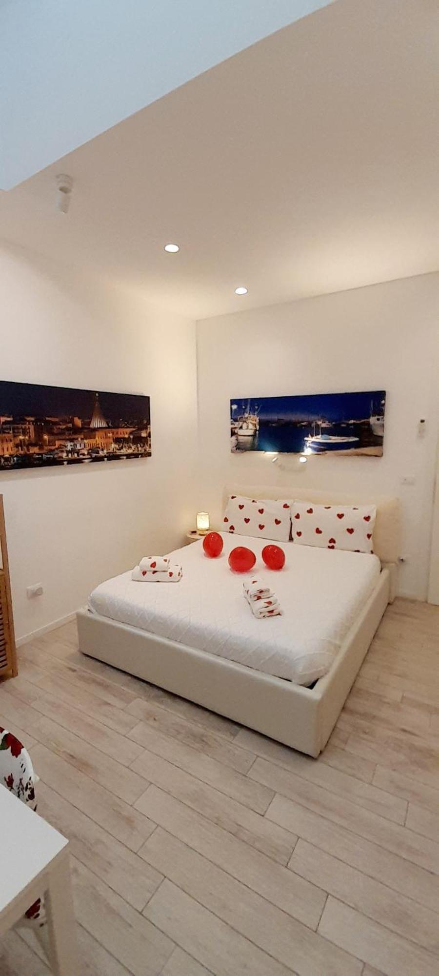 Barbara Classy Apartment 101 Syracuse ภายนอก รูปภาพ