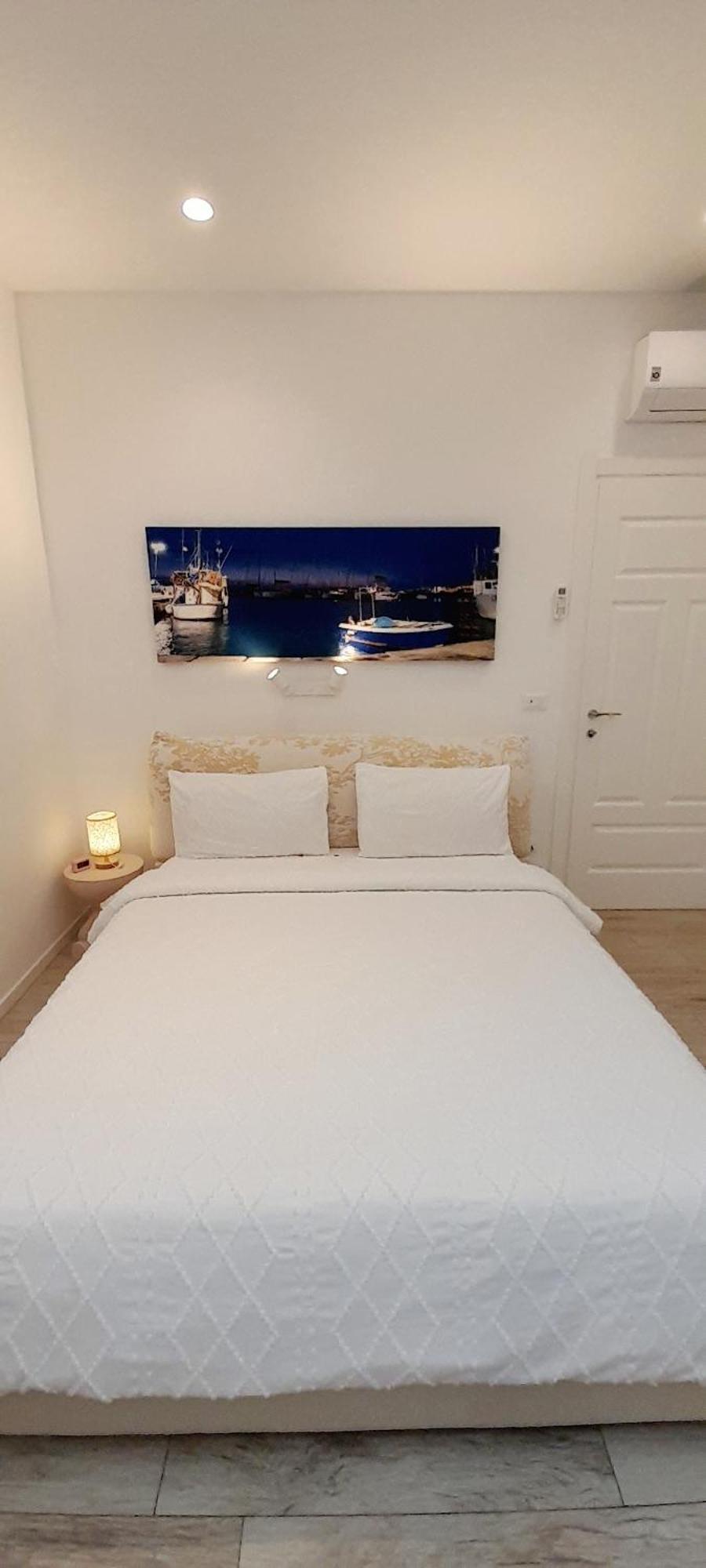 Barbara Classy Apartment 101 Syracuse ภายนอก รูปภาพ